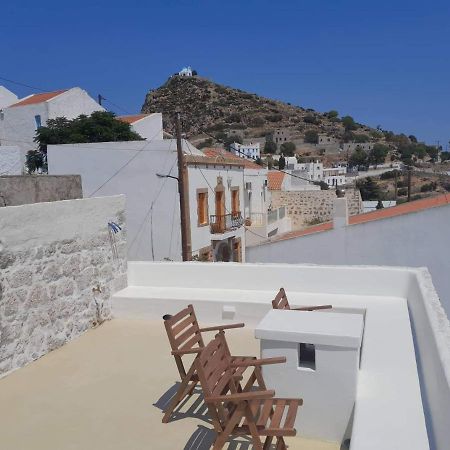 Oniropagida Nisyros Apartments #2 Nikia View Kültér fotó